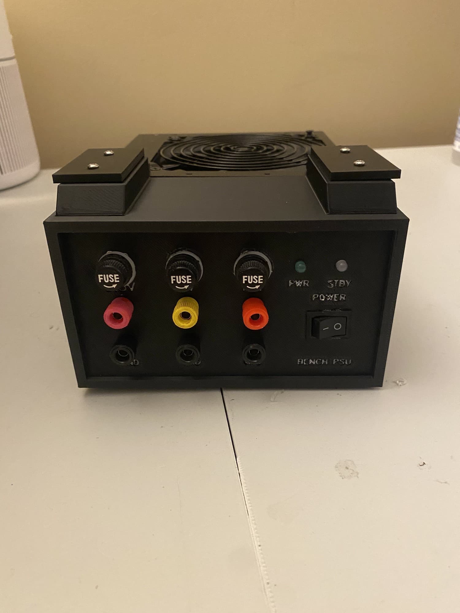 Workbench Power Supply